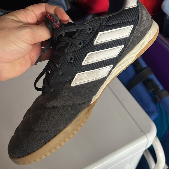 Men’s Adidas Indoor Soccer Shoe - Picture 2 of 8